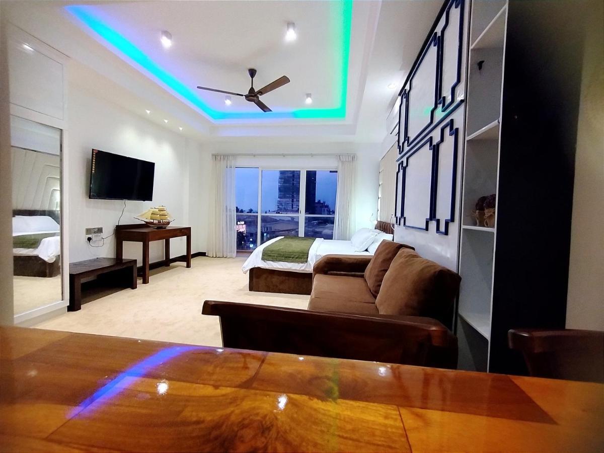 Ocean Breeze Condo By Lake Infinity ネゴンボ エクステリア 写真